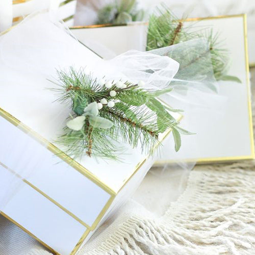 20 Gift Ideas for Beauties on a Budget